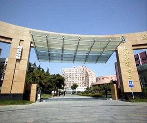 上海外国语大学校园美景